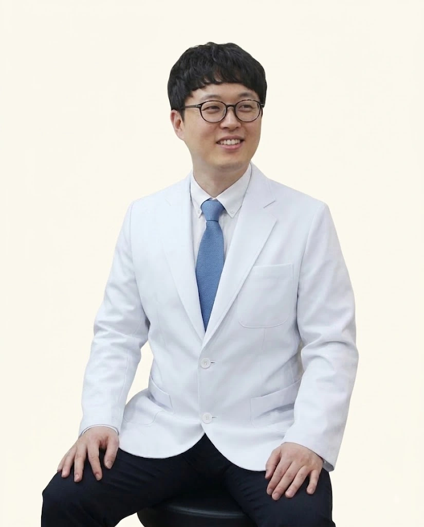 정연수 원장 공식 의료진 프로필 사진